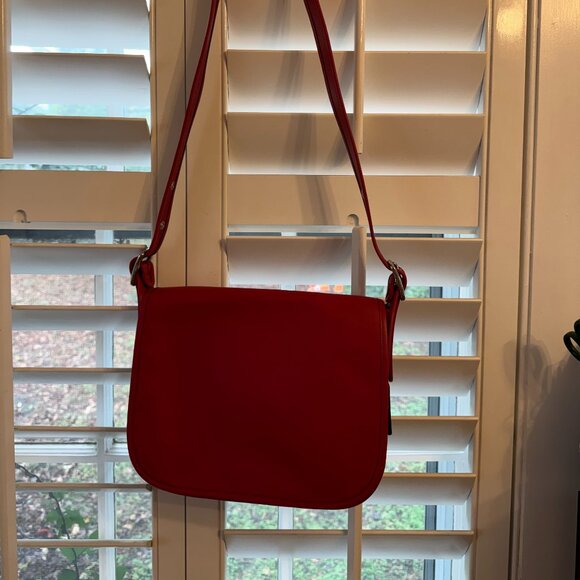 Coach Patricia Saddle Bag Red F88145 - Picture 1 of 9